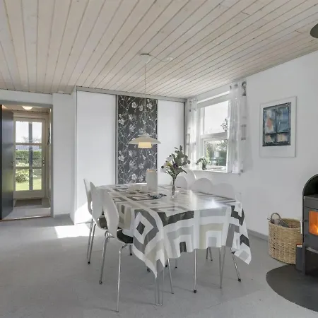 Holiday home Teija - 300m From The Sea In Se Jutland By Interhome *