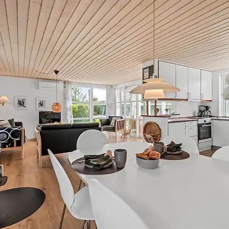 Teija - 300m From The Sea By Interhome Feriehus